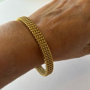 Cuff bracelet